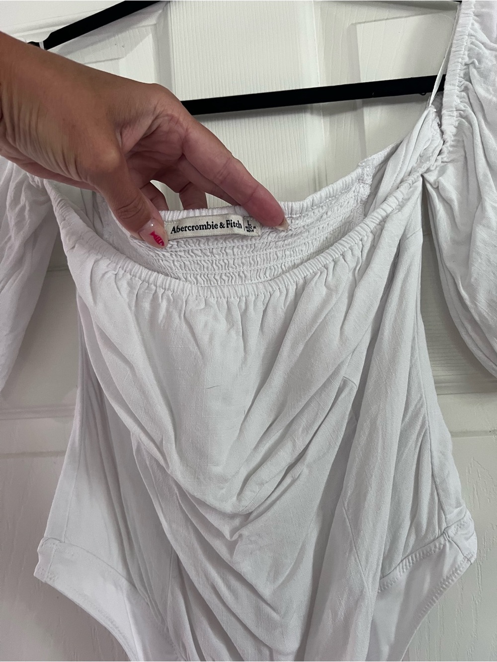 Abercrombie & Fitch White Off-the-Shoulder Bodysuit
